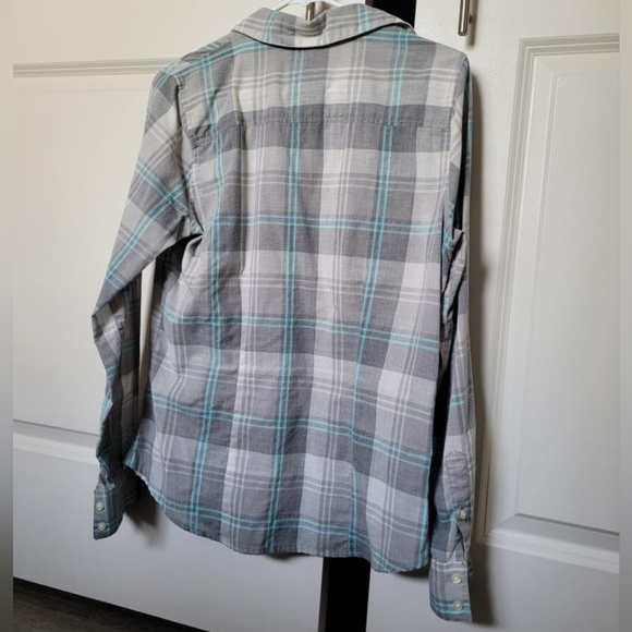 The North Face button down - Picture 4 of 5
